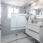 Bb.b5 - Spacious With Amazing View * 에스테포나