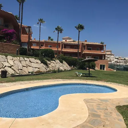 Apartman Luxury Three Bedroom At *