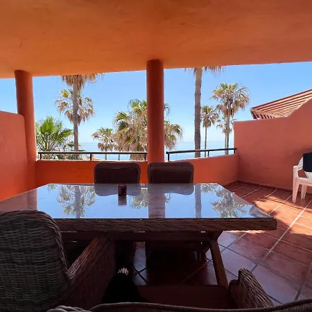 Luxury Three Bedroom At * Estepona