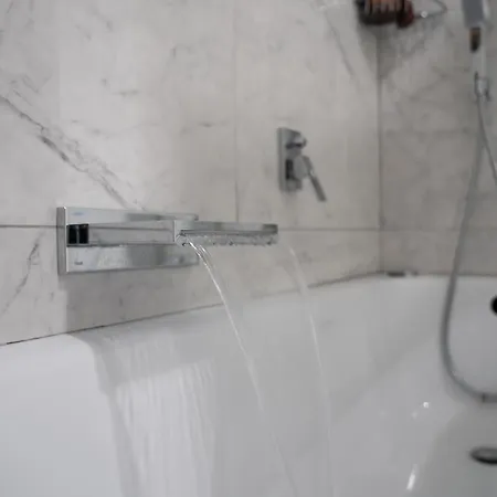 Daire Luxury Three Bedroom At *