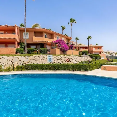 Luxury Three Bedroom At * Estepona