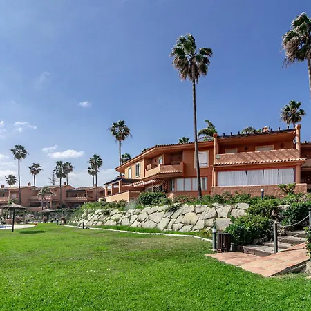 Bb.b5 - Spacious With Amazing View Estepona