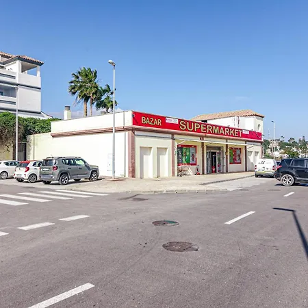Bb.b5 - Spacious With Amazing View Estepona
