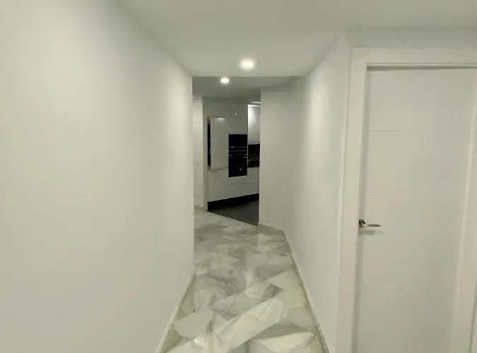 Bb.b5 - Spacious With Amazing View * Estepona