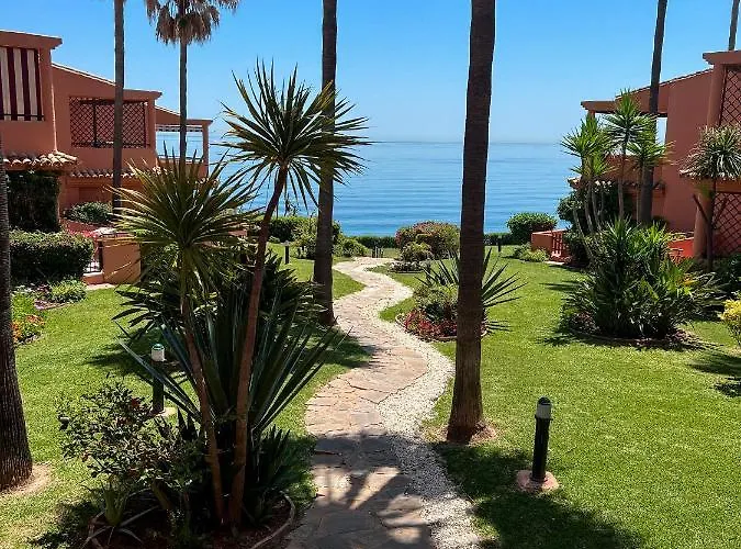 Bb.b5 - Spacious With Amazing View * Estepona