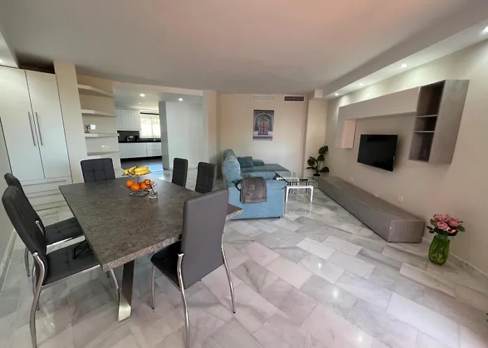 Bb.b5 - Spacious With Amazing View