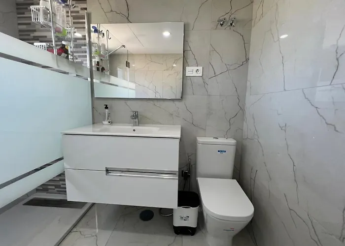 Bb.b5 - Spacious With Amazing View * Estepona