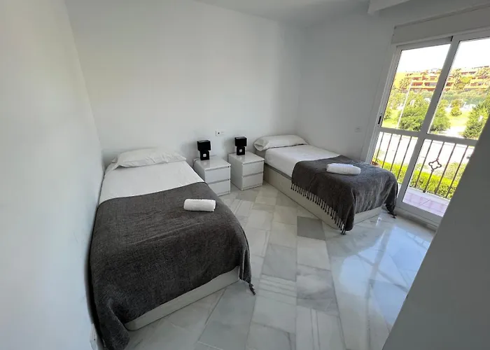 Bb.b5 - Spacious With Amazing View Apartment Estepona