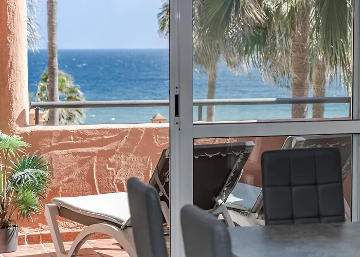 Bb.b5 - Spacious With Amazing View إِستيبونا