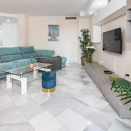 Bb.b5 - Spacious With Amazing View Апартаменти Естепона