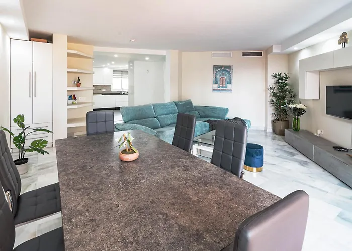 Bb.b5 - Spacious With Amazing View *