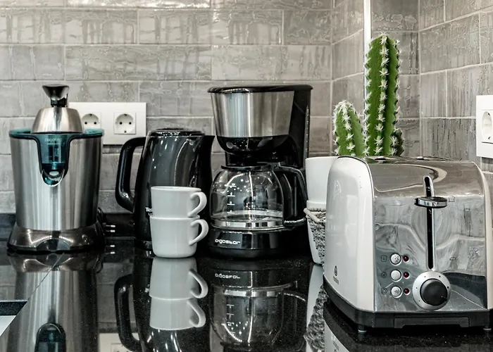 Апартаменти Bb.b5 - Spacious With Amazing View Естепона